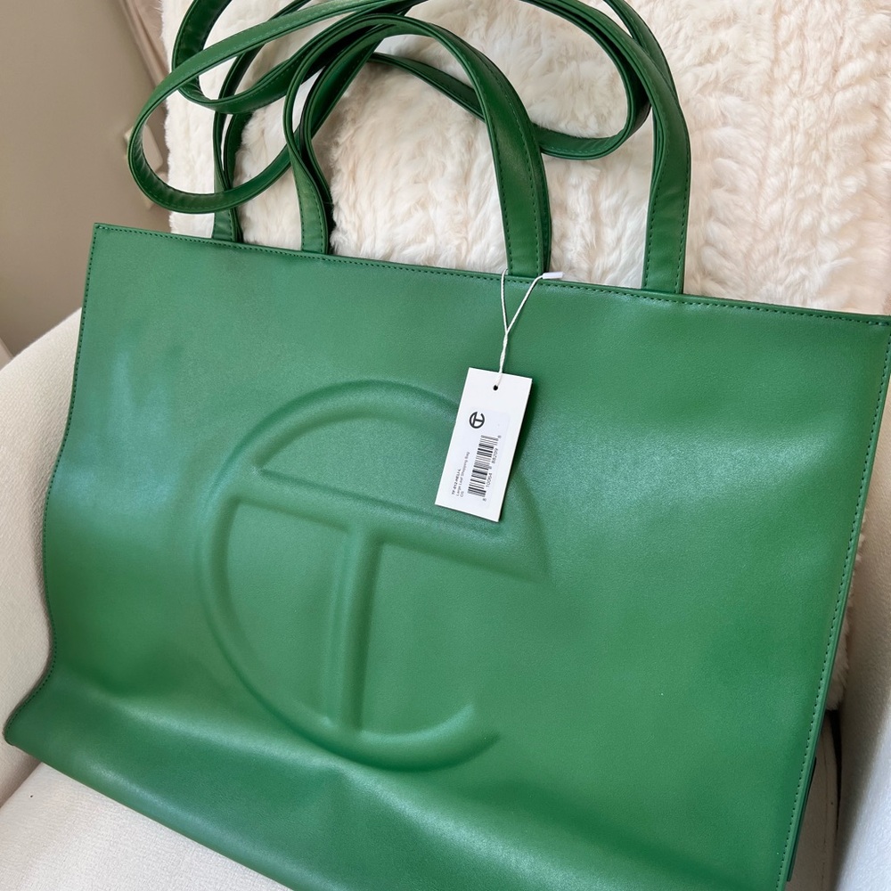 Telfar Large Shopper - Leaf Green - Picture 3 of 10